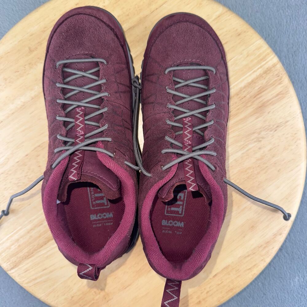 Oboz Jeannette Low Hiking Shoes Red Suede Lace Up Women’s Size 6.5 US - Picture 6 of 8